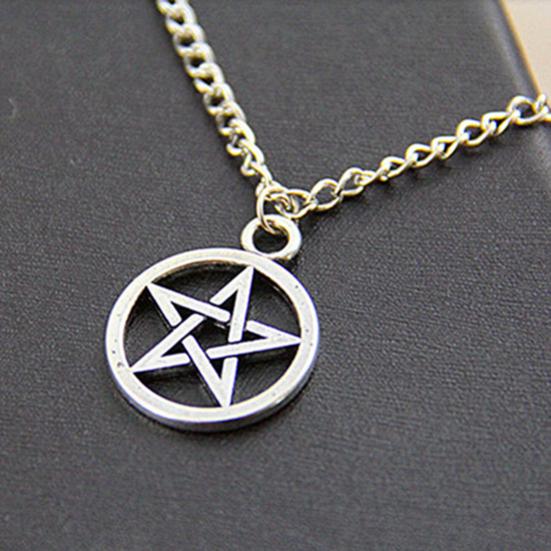 Women Men Round Hollow Star Pentagram Pendant Necklace Xmas Gift Cool
