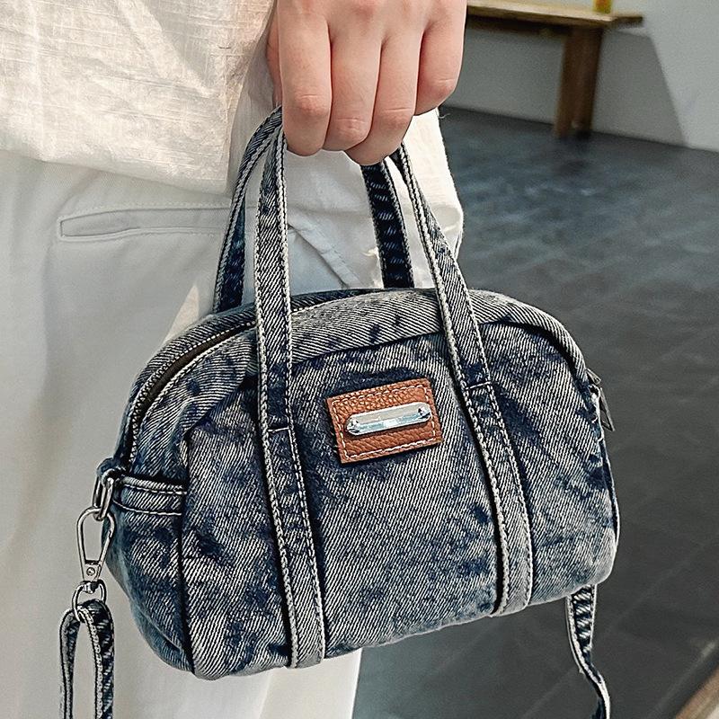 Denim old European and American casual handbag 2025 autumn new Hong Kong style popular trend single shoulder messenger women's bag
