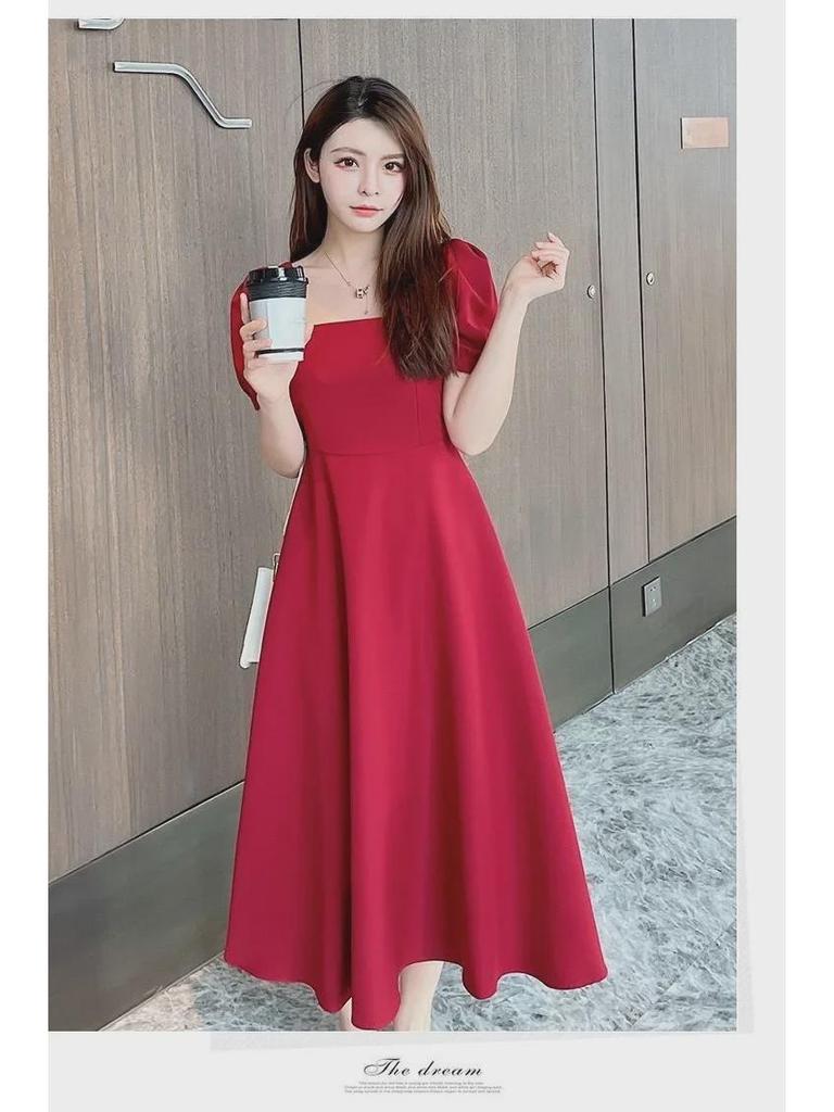 Plus Size Women's Black Summer Dress: French Retro Hepburn Style with Square Neckline.