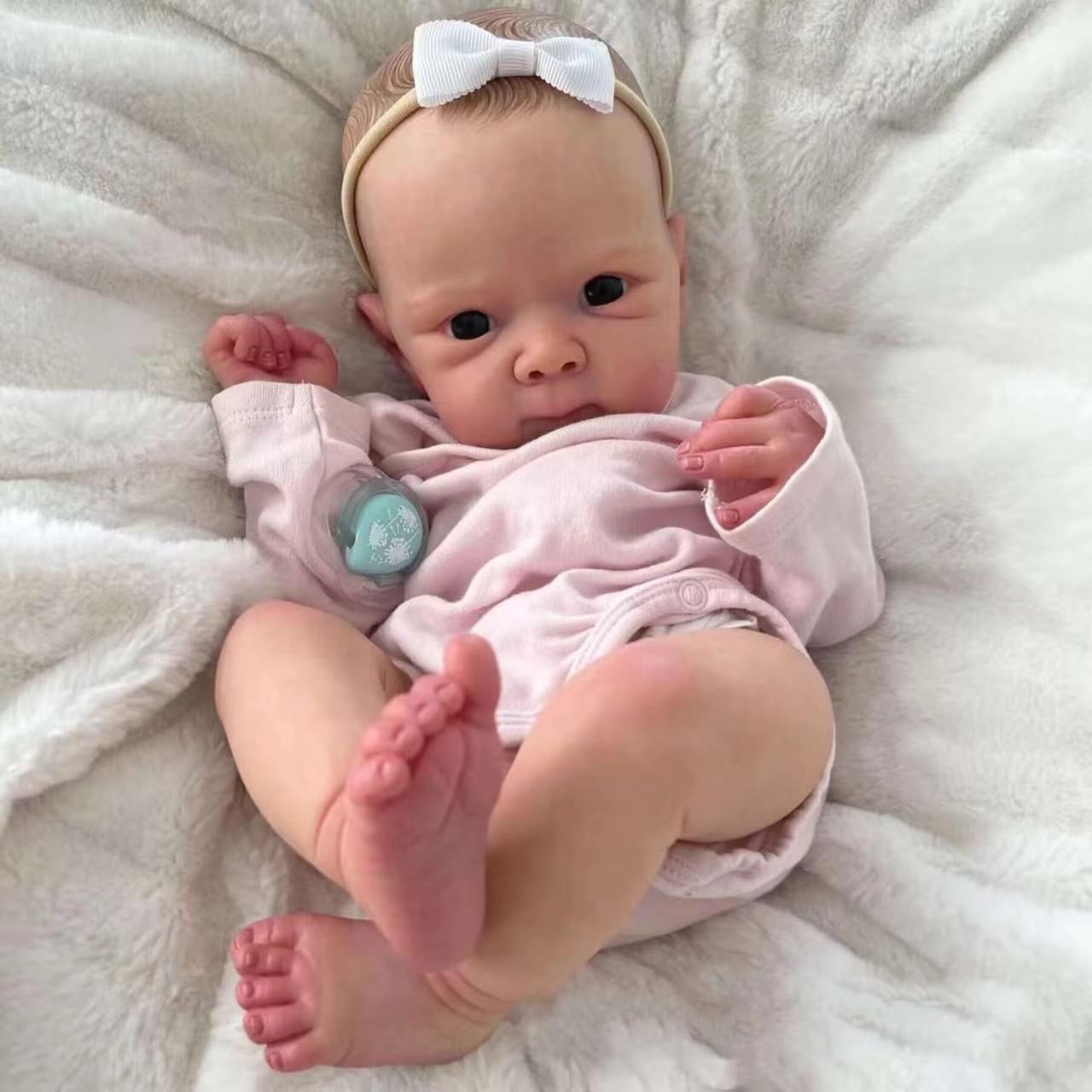 18-Inch Bettie Lifelike Reborn Doll - Realistic Baby Doll for Collectors and Enthusiasts 48 cm Full Silicone