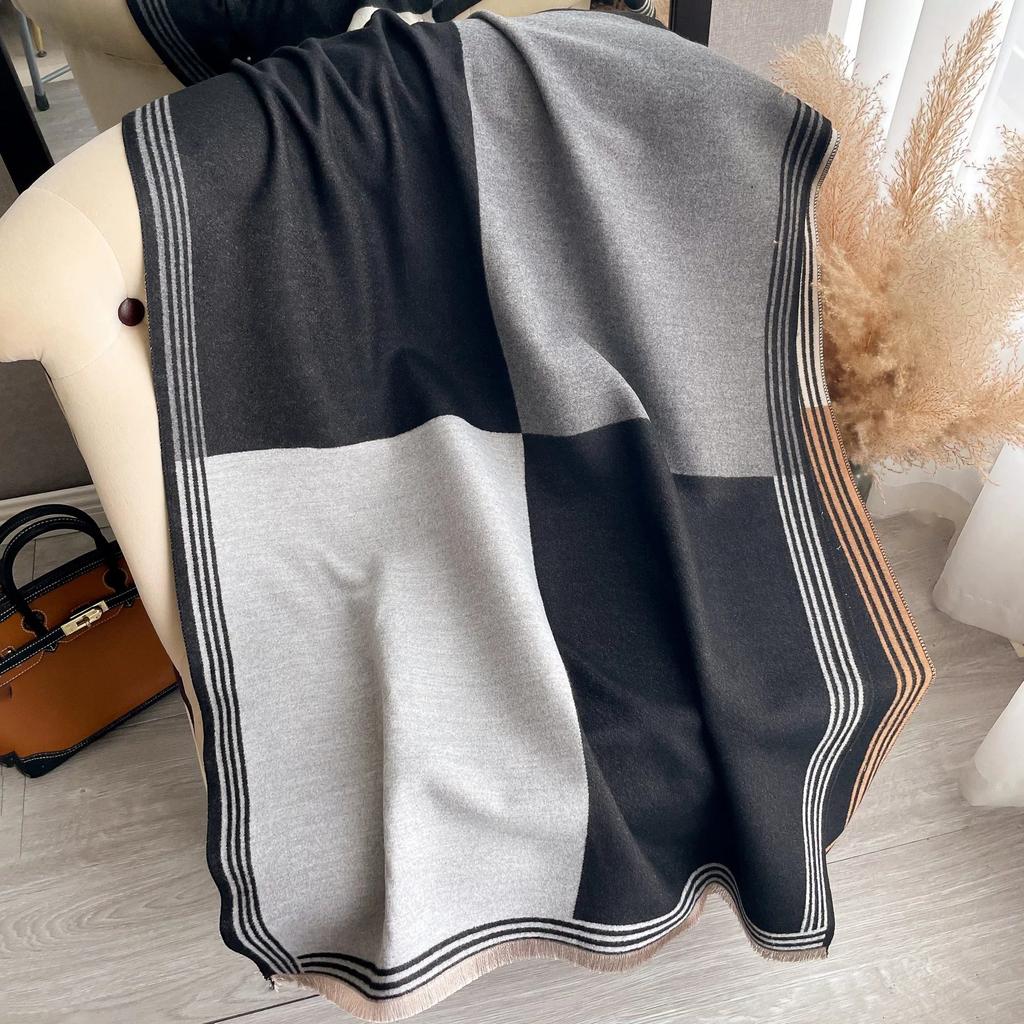 Fashion Korean-Style Colorblocked Faux Cashmere Scarf For Women Air Conditioner Shawl Elegant Thickened Cold-Proof Wrap For Autu