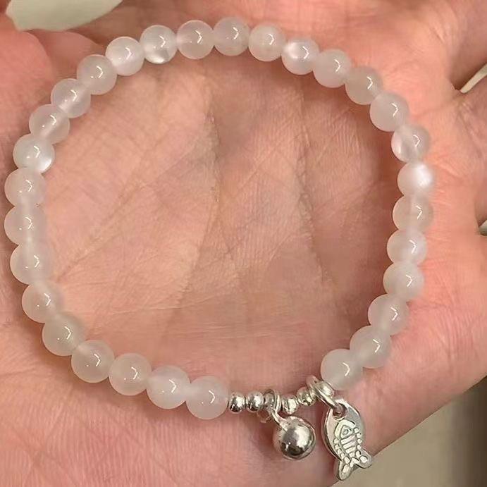 Trendy Pearl & Bead Bracelet: High-End Retro Design, Versatile for Women & Couples