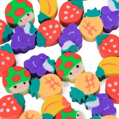 50 borradores coloridos con forma de mini fruta