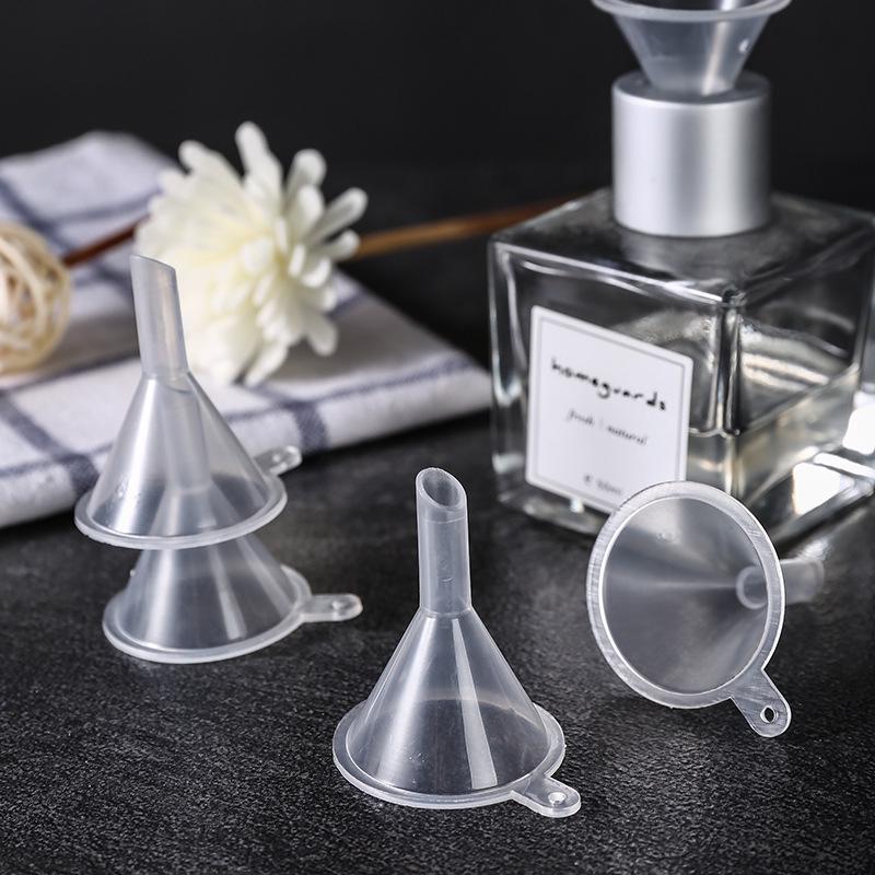 Transparent Plastic Kitchen Funnel for Liquid Dispensing