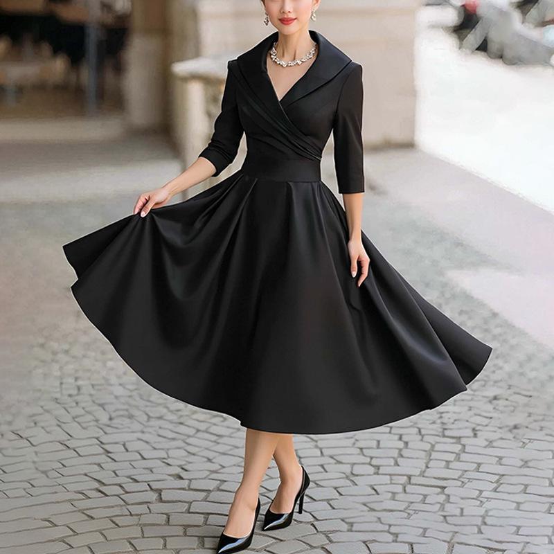 2026 Elegant V-Neck Waist-Cinching European & American Spring Dress for Women