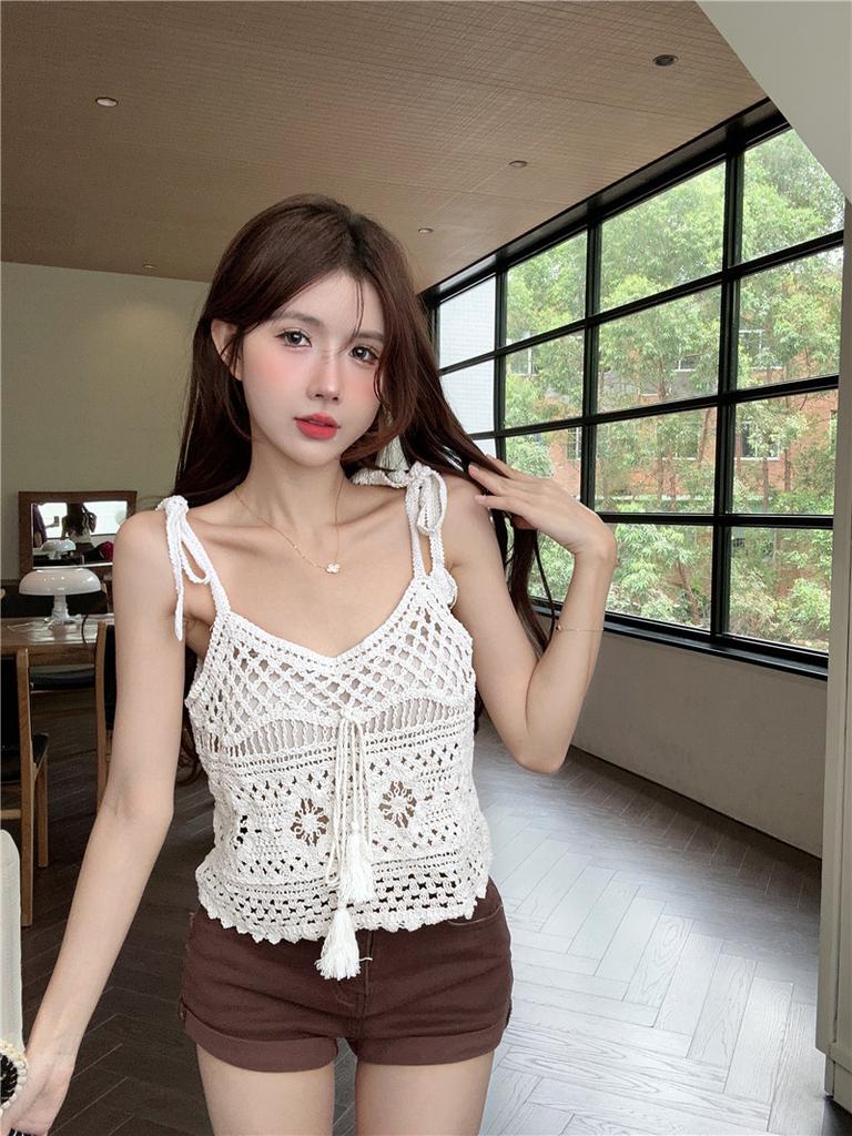 Literary and Artistic Solid Color Three-dimensional Hook-up Embroidered Lace Small Vest Large Size Women's Sleeveless Round Neck Casual Outer