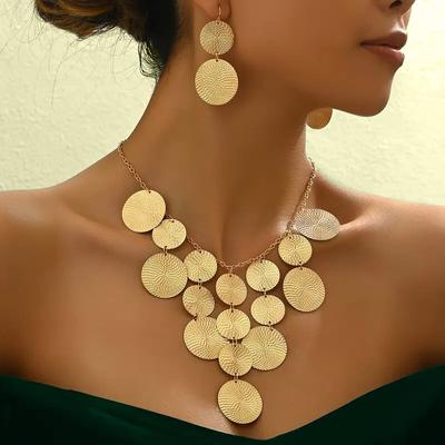 Bayanlar İçin Moda Dövme Disk Küpe ve Kolye Seti