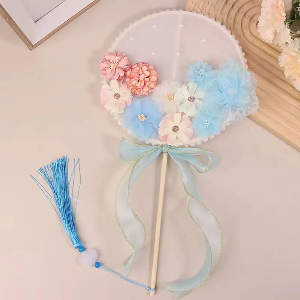 1Pcs Durable Long Handle Chinese Round Fans Fabric Flower Butterfly Vintage Fan Retro Style Fan Home Decoration Ornament