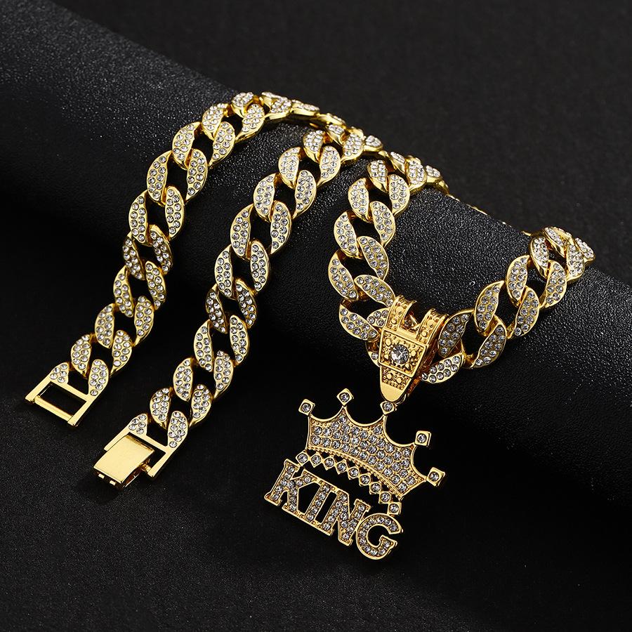 Hip Hop Letter KING Pendant Necklace for Men, Street Cuban Chain Decoration, Personalized Alloy Full Diamond Crown Pendant Necklace