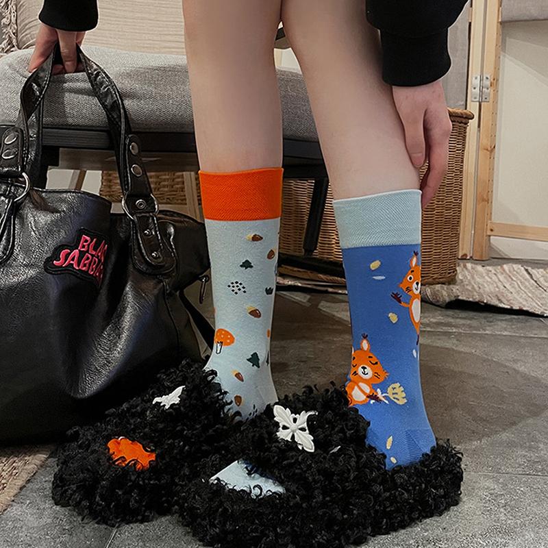 

Asymmetric Autumn Winter Women Socks Funny Cute Cartoon Cat Embroidery Animal Ab Interesting Mid Tube Socks