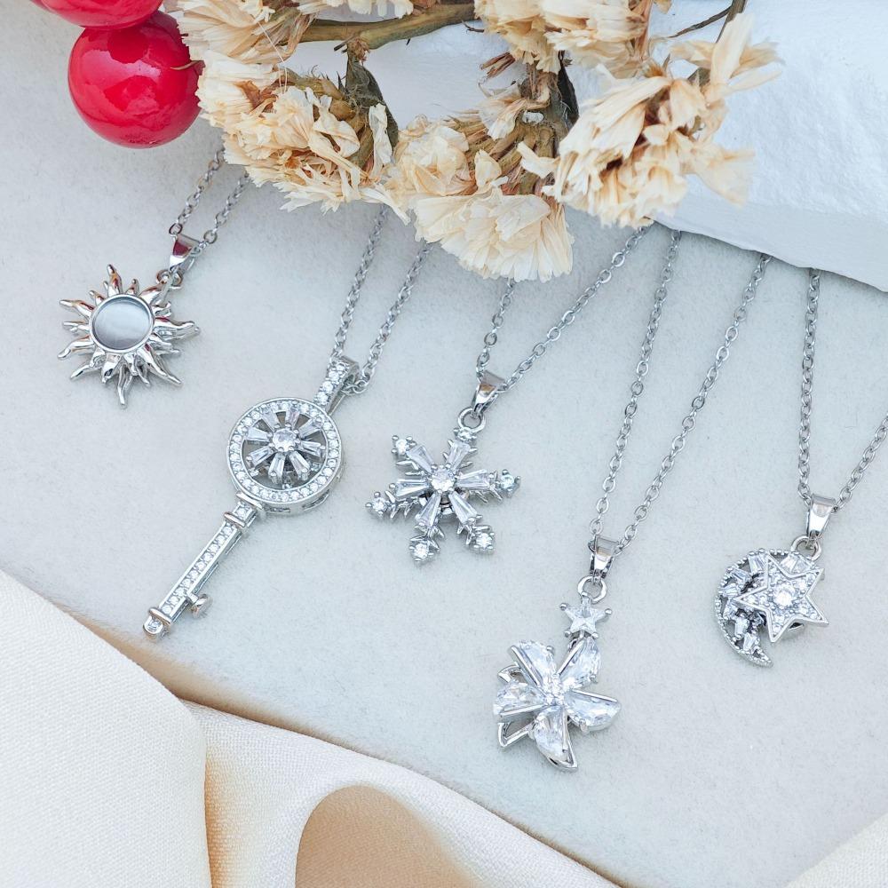 Collana da Donna Collana Farfalla Amore Rotante Accessori Versatili da Donna