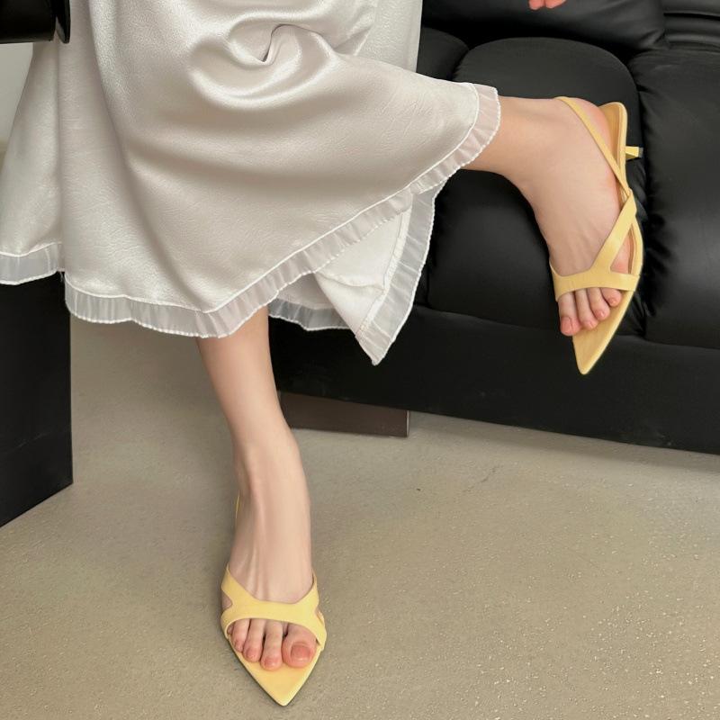 Fashion Retro Woman Shoes Female Sandal 2025 Summer High Heels Original Girls Outside Comfort High-heeled Low Stiletto New Fur Slipper S