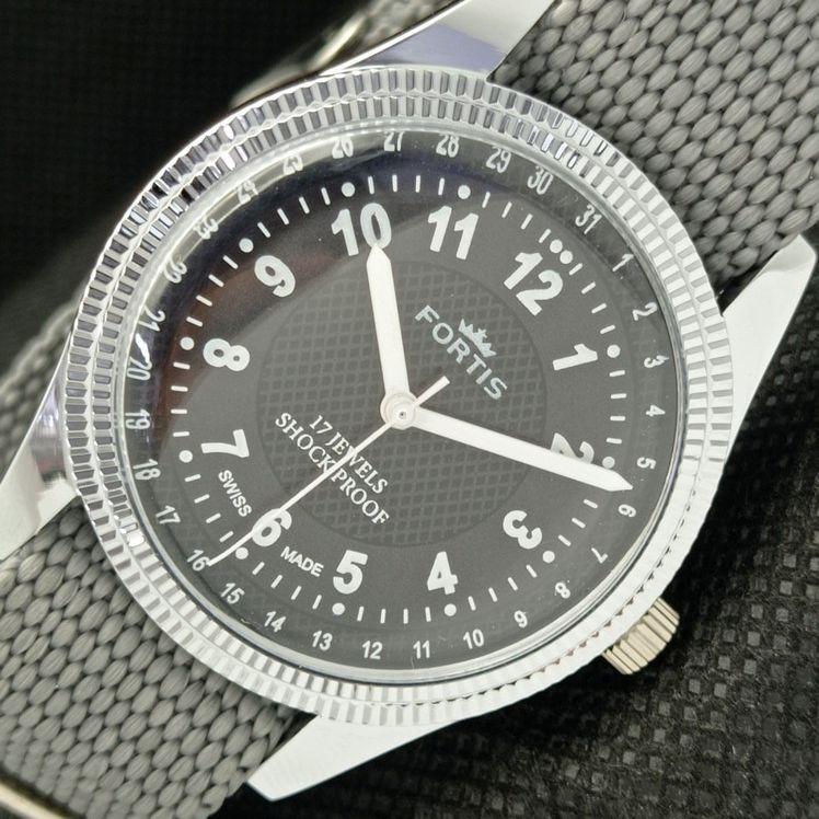 

ВОССТАНОВЛЕННЫЕ ШВЕЙЦАРСКИЕ МУЖСКИЕ НАРУЧНЫЕ ЧЕРНЫЕ ЧАСЫ FORTIS WINDING 622c-a416945-2 lot622c-a416945