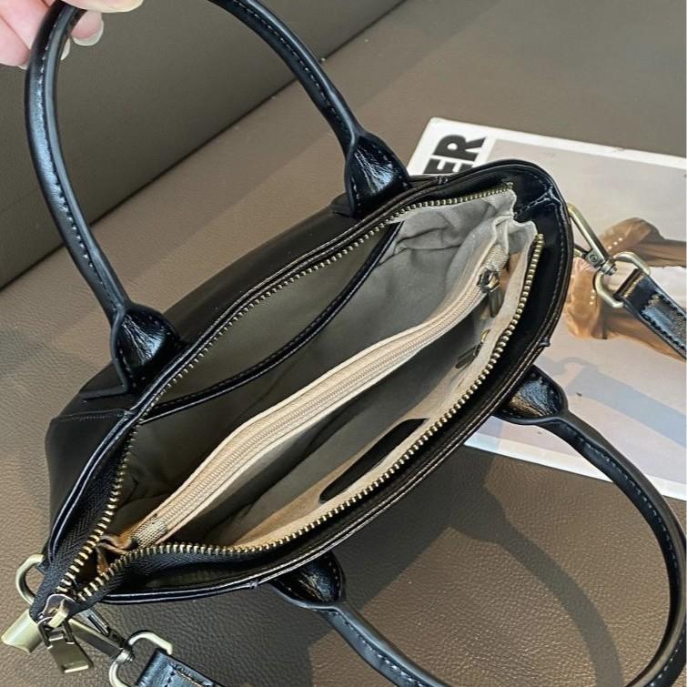 Premium First Layer Oil Wax Cowhide Single Shoulder Crossbody Dumpling Bag Wing Bag Texture Portable Commuter Bag Genuine Leather Women's Bag