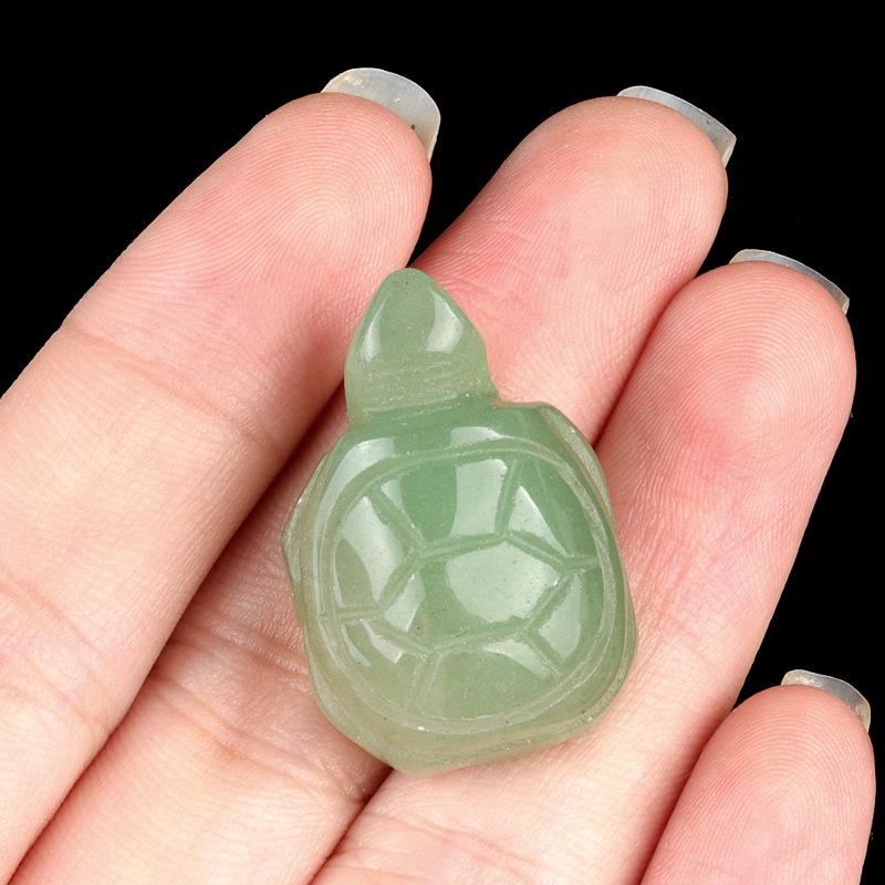 Turtle Crystal Agate Miniature: Hand-Carved Semi-Precious Stone Ornament