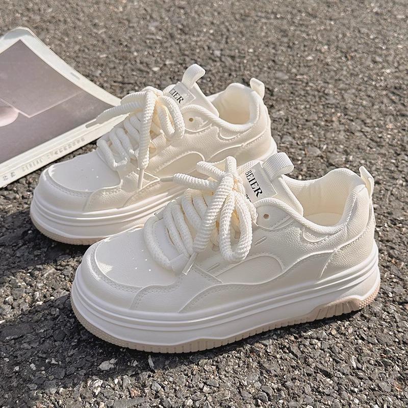 Platform white shoes women's 2025 new autumn breathable women's shoes with skirt shoes milk fufu casual sports board shoes