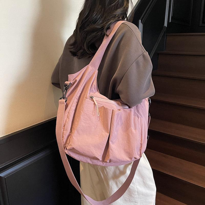Large-capacity cloth bag women's new one-shoulder tote bag trendy and light tote bag casual messenger bag