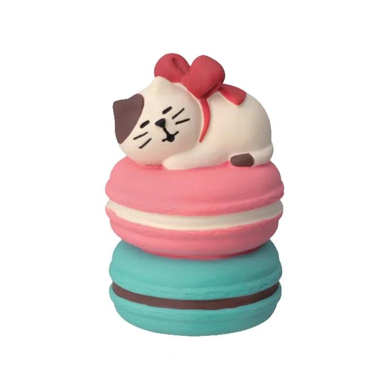 1pc Cat Scene Ornaments Valentine's Day Gifts Chocolate Food and Entertainment INS Strawberry Bread Decoration Resin Ornaments