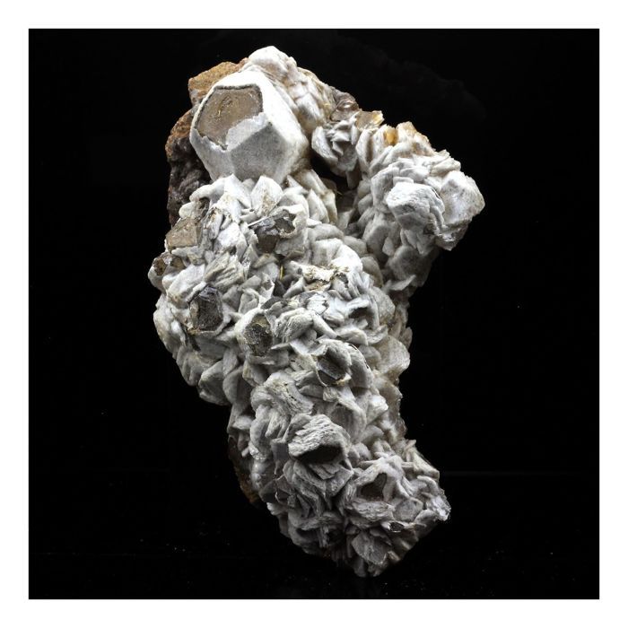 Pierres et Minéraux. Calcite. 724.5 ct. Les Bondons, Lozère, France.