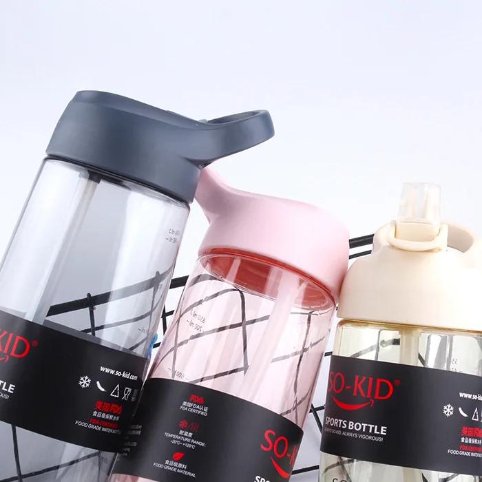 Sticlă de apă în aer liber cu paie Sticle de sport rezistente la scurgeri Eco-friendly Școală pentru copii cu capac Drumeții Camping Plastic Fără BPA