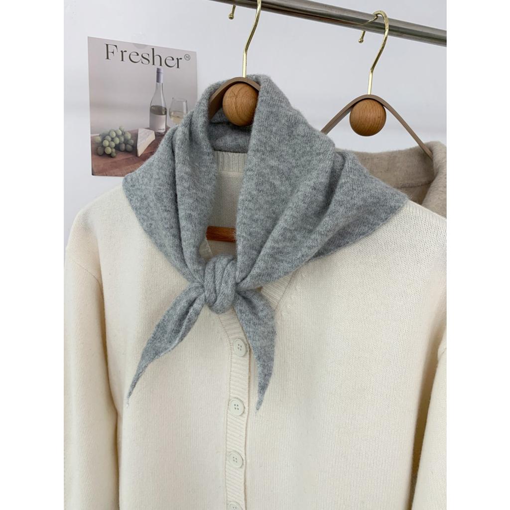Wool Temperament, Anti-aging Triangle Scarf, Knitted Small Shawl for Women in Autumn and Winter, Versatile Korean Version, Knotted and Shoulder Worn