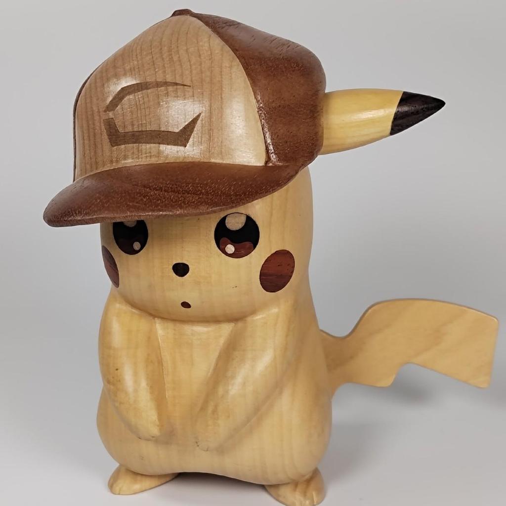 Boxwood Hand-carved Pikachu & Gengar Sandalwood Desk Ornament Gift