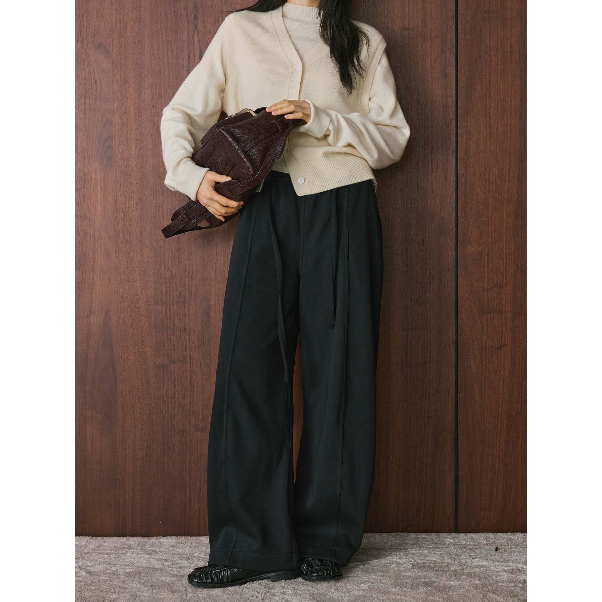 Louvre Winter Korean Casual Wide-Leg Velvet Pumpkin Pants for Women Small