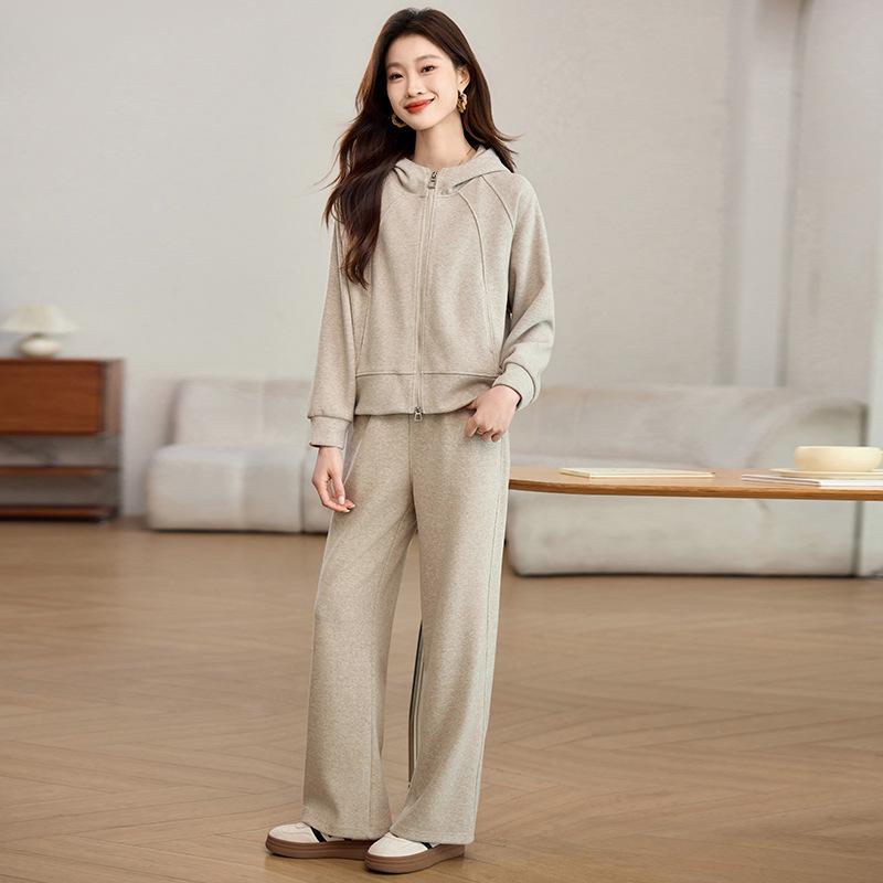 2025 Spring/Autumn Women's Petite Hooded Knit Tracksuit: Sweatshirt & Wide-Leg Pants Set