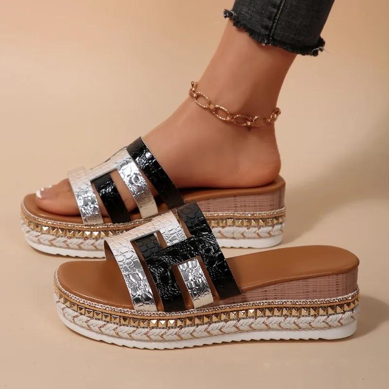 Fashion 2025 Summer Open Toe Women's Slippers Fashion Outdoor Casual New Plus Size Concise Color Matching Best Seller Wedge Slippers