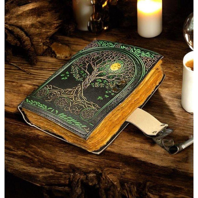 

Гримуар Винтажный кожаный журнал, Древо Жизни Толстый журнал, Пустая книга теней для заклинаний Небесные подарки для него/нее 7 x 5 in