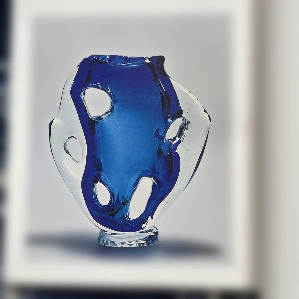 [USED] Iwata Toshichi Glass Works Collection Published by Mainichi Shimbun