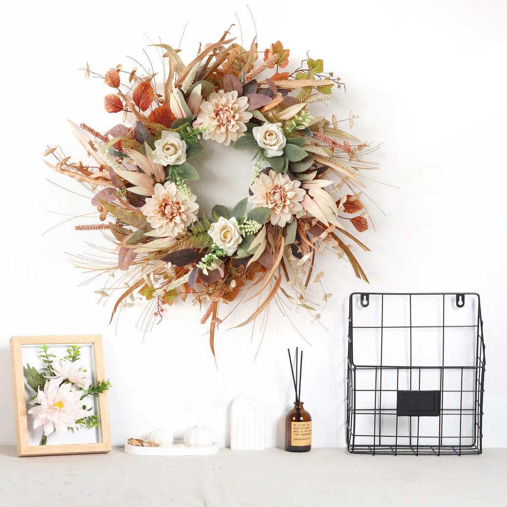 Lifelike Silk Flower Wreath with Foliage Charming Artificial Flower Wreath Adornment for Festive Celebrations or Events