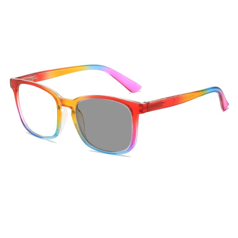 Fashionable Unisex Gradient Color Reading Glasses Men and Women Photochromic Presbyopia Eyeglasses Anti-UV Protective Sunglasses
