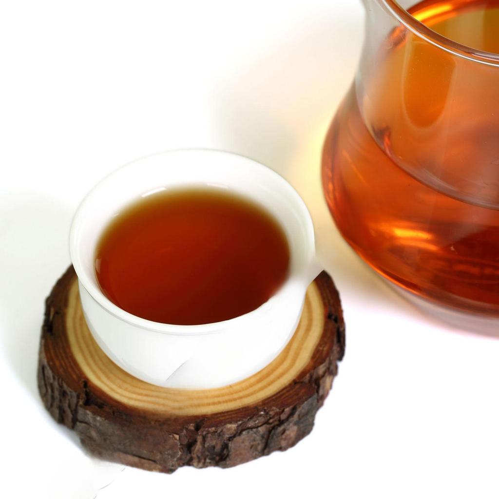 HELLOYOUNG 357g Nonpareil Supreme Golden Buds Dian Hong Yunnan Black Tea Cake