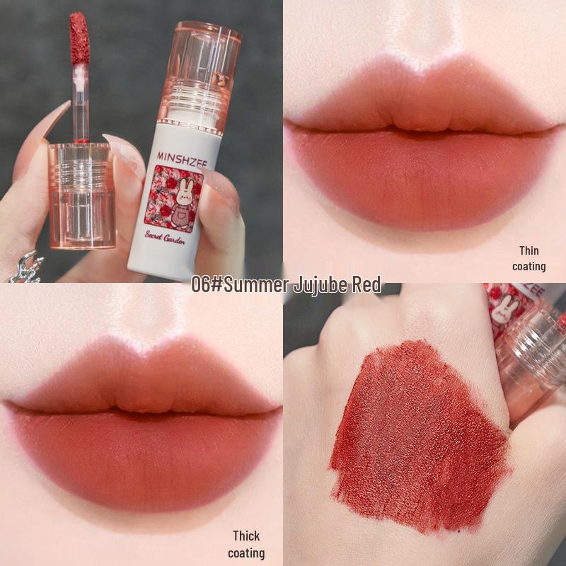 

MINSHZEE Secret Garden Velvet Matte Lip Mud: Long-lasting, non-transfer, soft matte finish for a fairer look. Ideal for students.