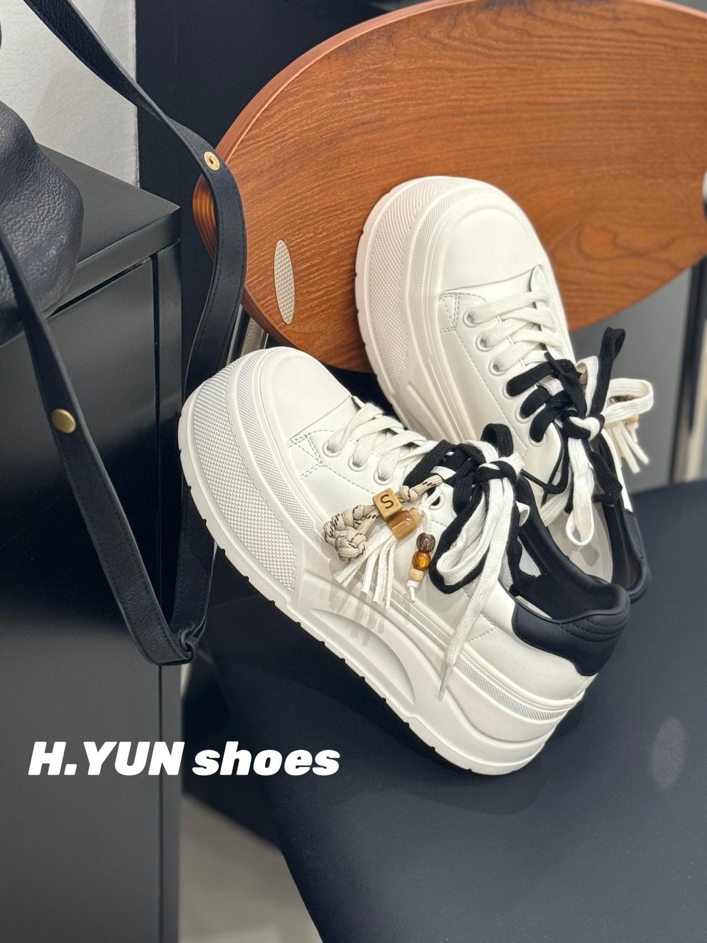 

Ugly cute little white shoes women s autumn muffin platform bread shoes heightening lightweight big head shoes versatile casual sports shoes 35