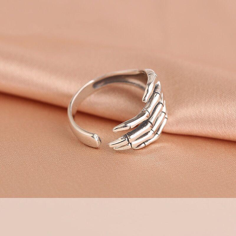 925 Sterling Silver Skeleton Hand Engagement Woman Rings Wedding Ring Party Jewelry Ladies Accessories Jewellery Prevent Allergy