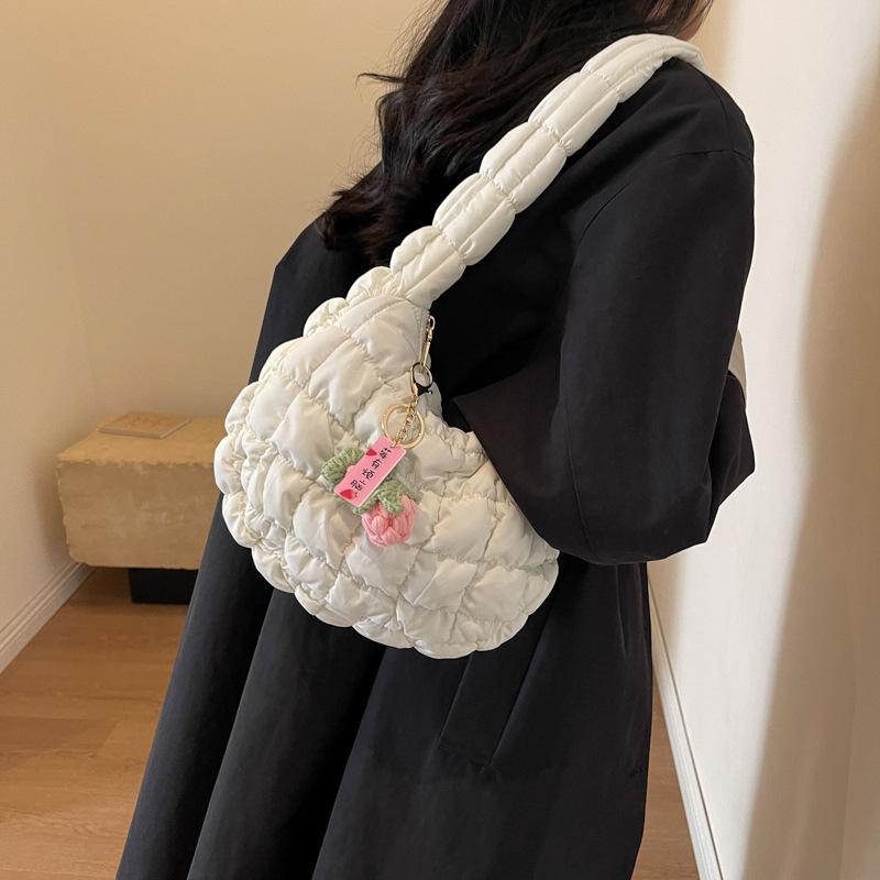 Women's Bag Korean Versi Sweet Girly Style Shoulder Bag Fashi Casual Bubble Dumpling Bag Fold Cloud Bag Fashi Exquisite