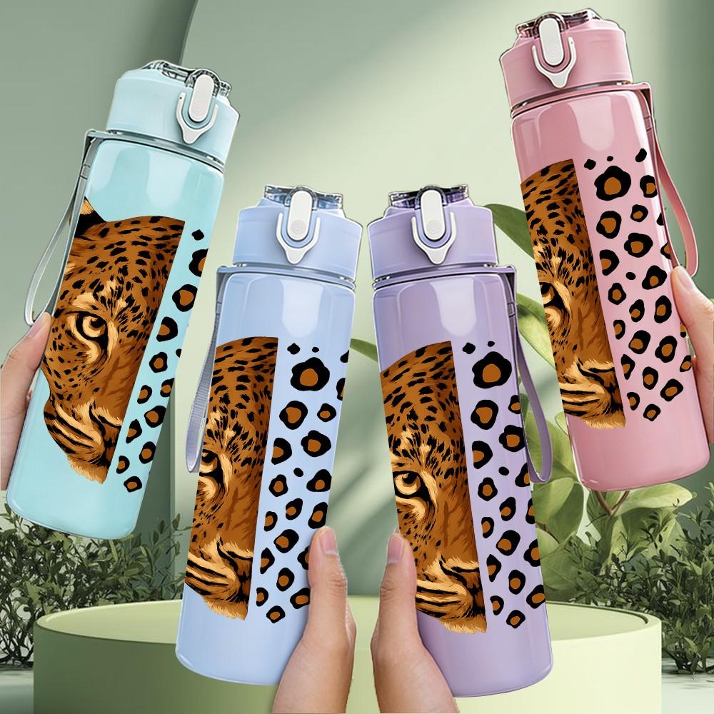 1PC Half Leopard Half Tiger Face 750ml Color Plastic Sports Water Bottle Leakproof Flip Straw Lid Suitable for Sports Office Home Use