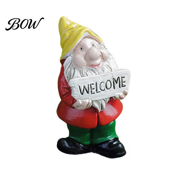 Whimsical Outdoor Garden Decor Mini Gnomes Figurine, Resin Welcome Gnome Statue, Small Handcrafted Ornament Dwarf for Fairy Garden, Flower Pot,