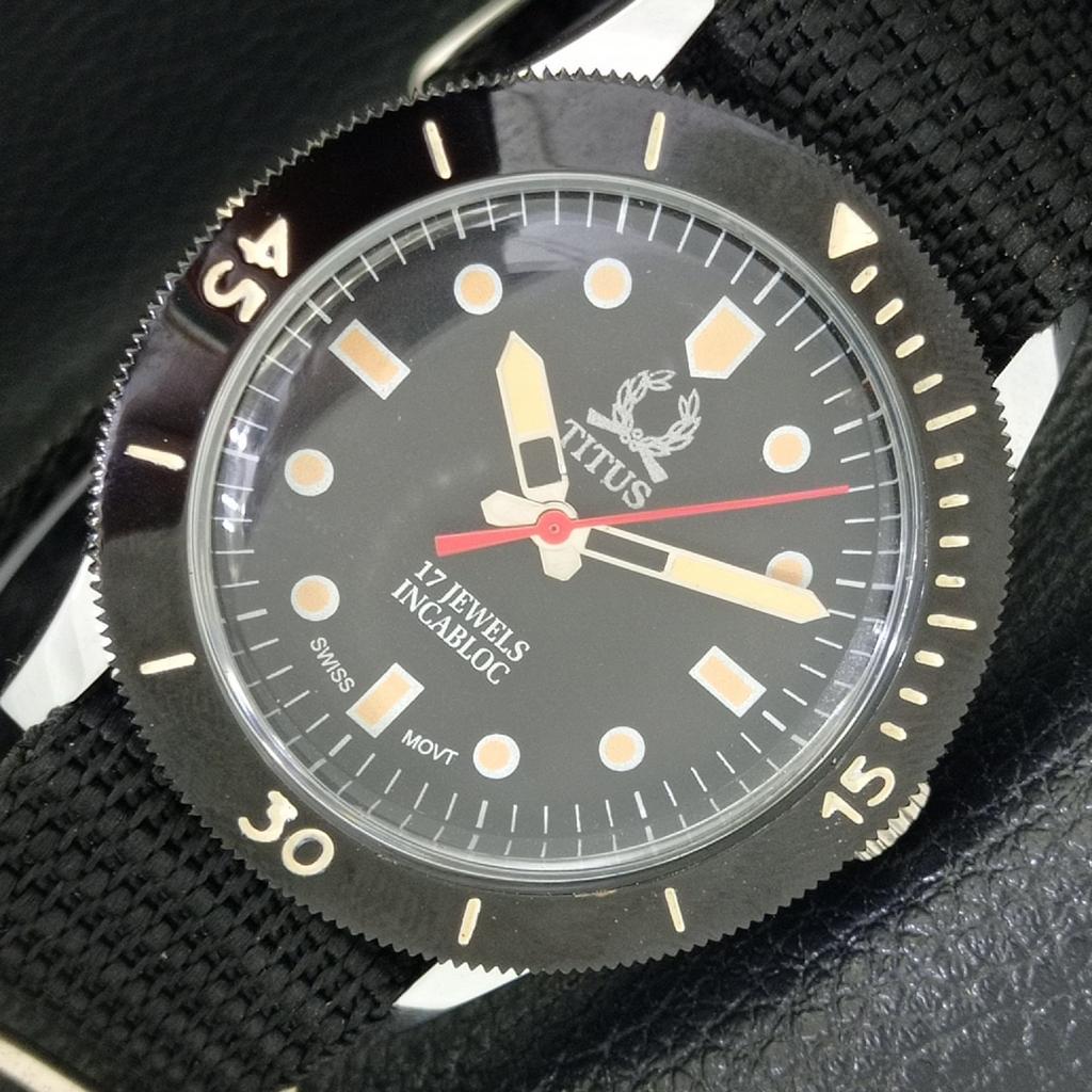 

SWISS 40MM TURNABLE BEZEL TITUS HAND-WINDING MENS BLACK DIAL WATCH a431296-2 R106-a431296