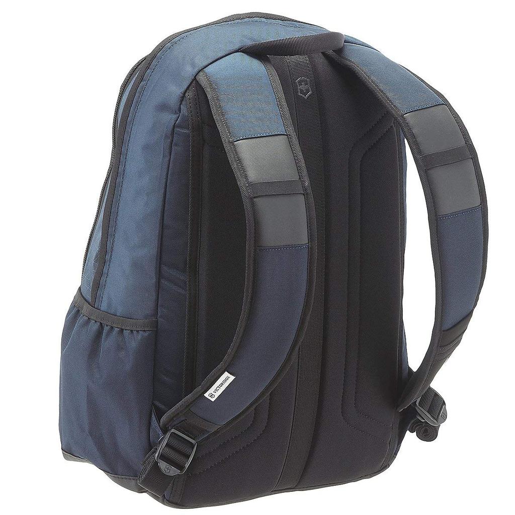 Altmont Original Standard Backpack Functional and comfortable backpack for business Features mesh key pen name and side 25L 606738 [Victorinox] - use.