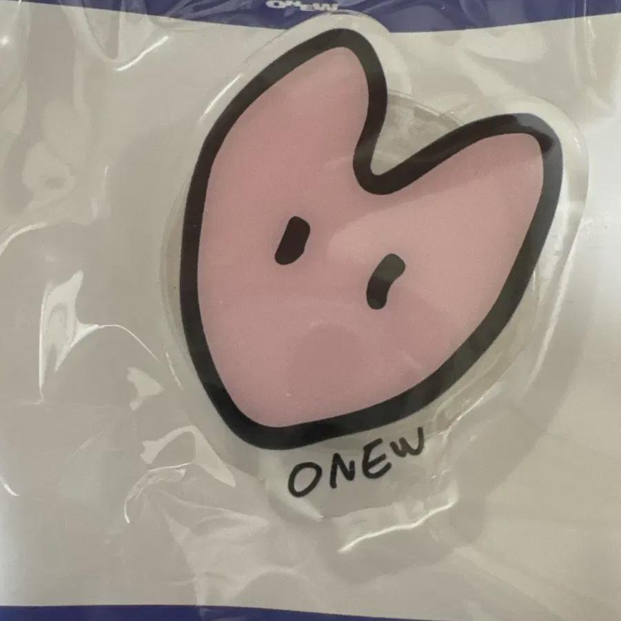 

Onew Popup Store Flow Smart Talk-heart
