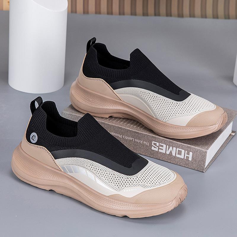 Men'S Slip-On Walking Sneakers Breathable Mesh Sports Shoes With Soft Soles Summer Casual Slip-Ons High Quality