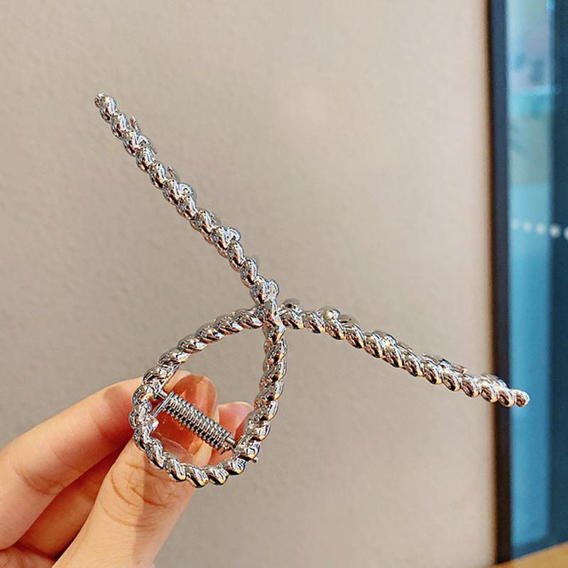 Women Fashion Gold Hollow Geometric Hair Claw Retro Hair Clips Barrette Hair Crab Hair Clips Headband Hairpin Hair Accessories