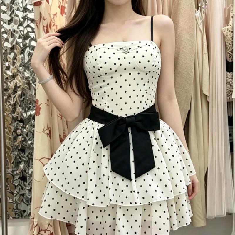 New Summer Daughter Wind Polka Dot Suspender Dress Women's Bow Waist Thin Cake Dress Princess Dress