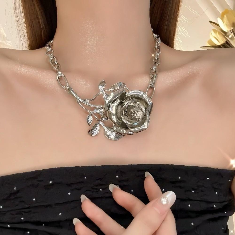Luxury Exaggerated Flower Necklace Big Neck Chain Jewelry Metal Rose Necklace  Banquet