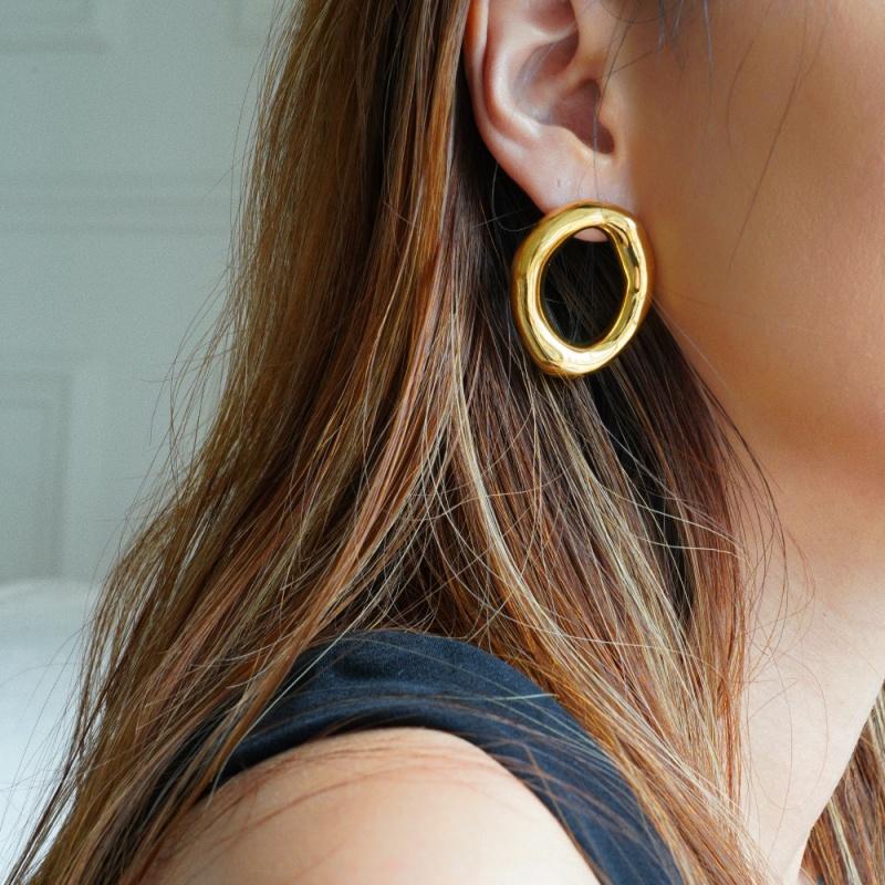 Stainless Steel Gold-Plated Geometric Oval Hollow Earrings for Women Fashion 925 Silver Needle Hypoallergenic Earrings Jewelry