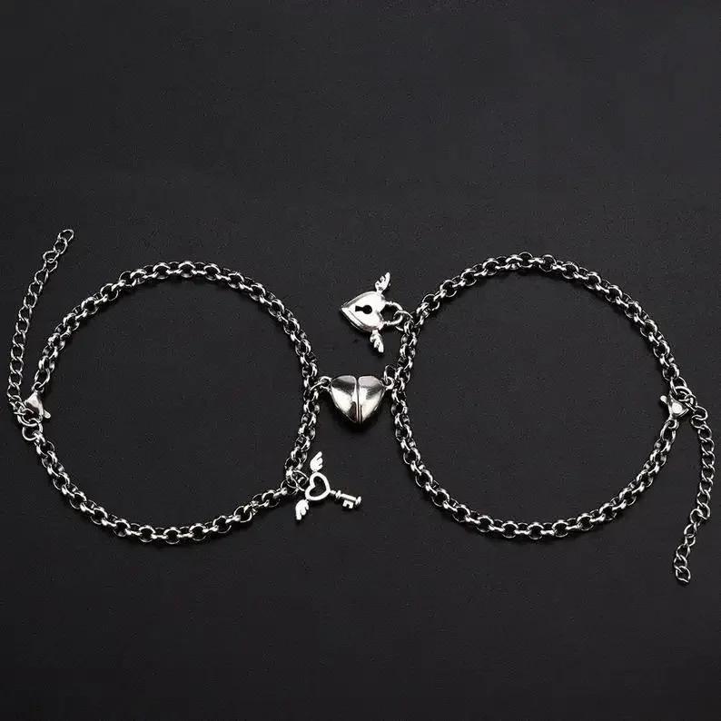 Fashion Simple Heart Shape Magnetic Couple Bracelet Silver Color Personality Vintage Women Man Promise Bracelet Lover Jewelry