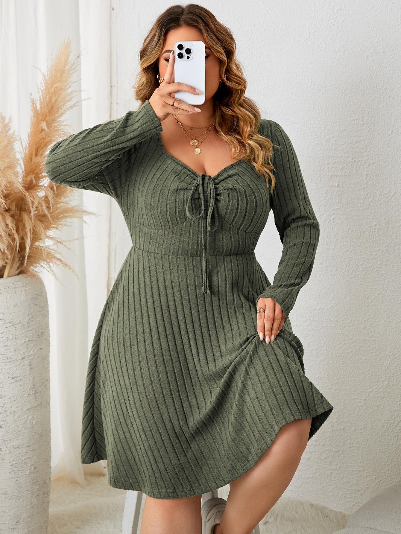 Independent research and development, independent Amazon Europe and the United States new large size dress, square neck dress, cross-border 1XL зелёный